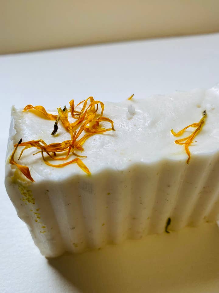 Oatmeal and Coconut for wholesale by BHT Natures Beauty