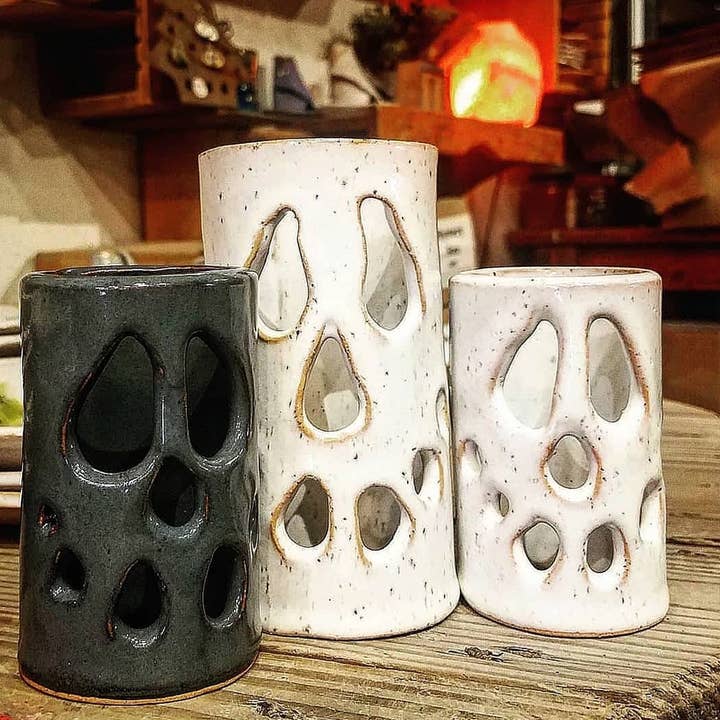Mud & Maker - Venta al por mayor Candelabros - Luminaria fantasma de Halloween, vela de otoño, hecha a mano