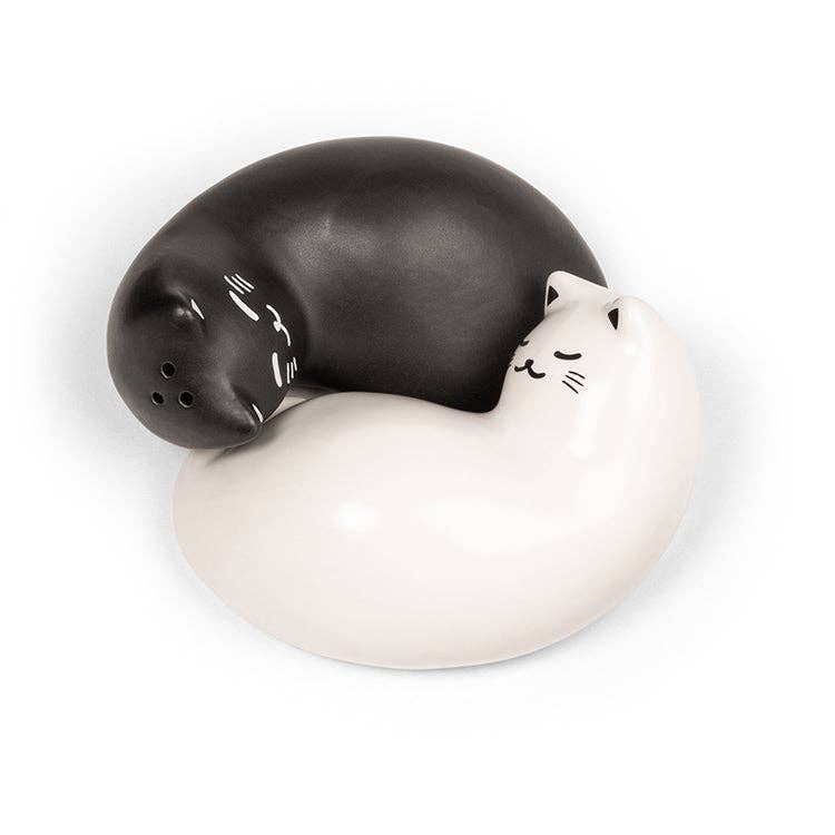Kikkerland Design Inc - Wholesale Salt & Pepper Shaker Set - Purrfect Salt & Pepper Shakers1