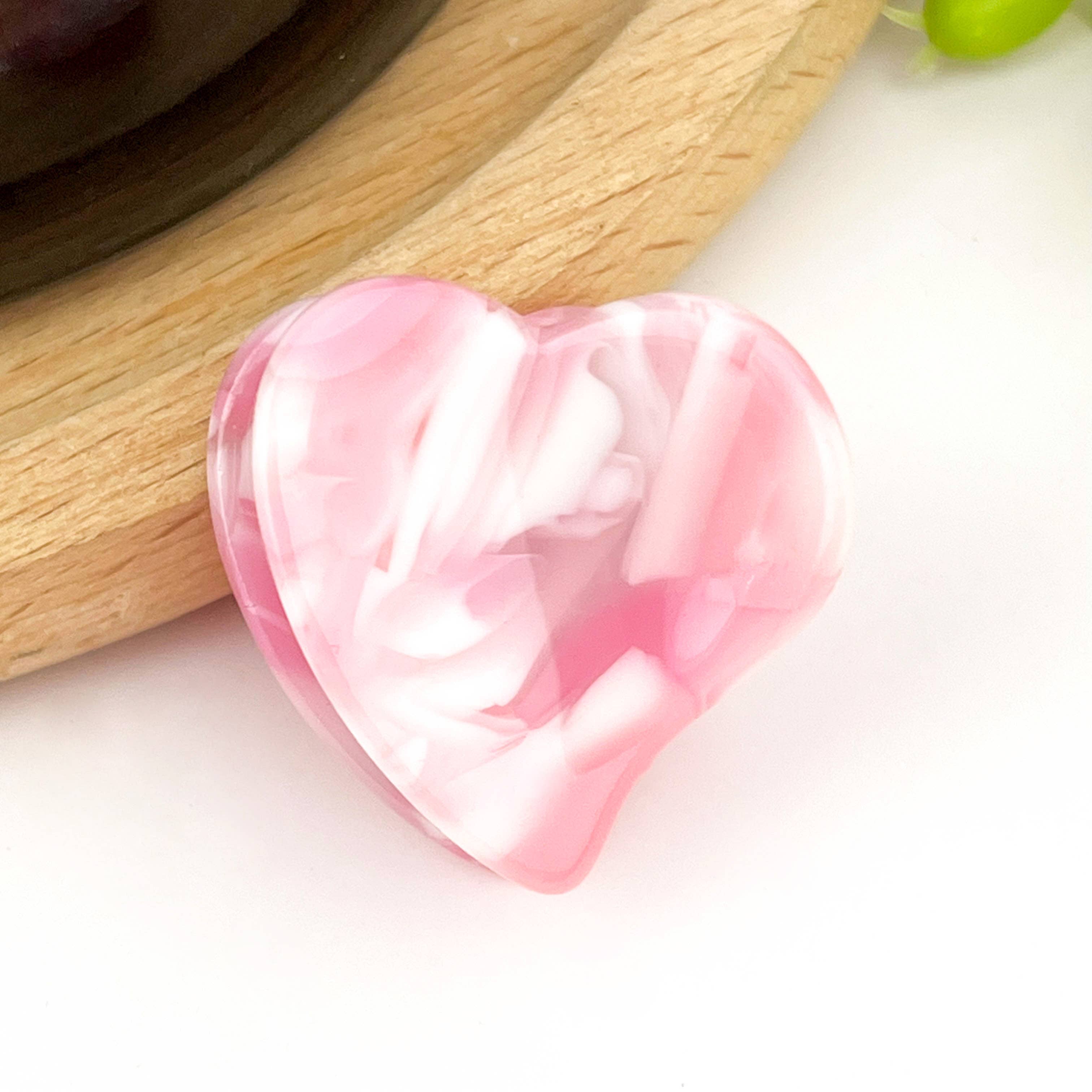 TheDivaSoap - Vente Pince à cheveux – femme - Pince à cheveux mignonne en acétate en forme de mini cœur, pince à cheveux pour la Saint-Valentin3