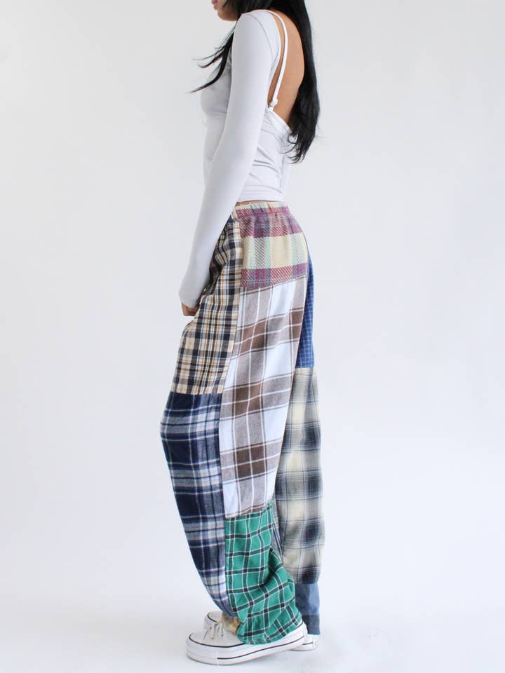 American Recycled Clothing - Wholesale Pants – Women's - Flannel Pants Bundle6