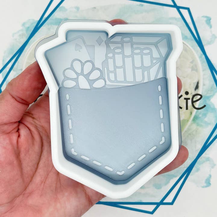 *NOUVEAUTÉ* Moule de Freshie de Poche Cowgirl pour la vente par The Freshie Junkie, LLC