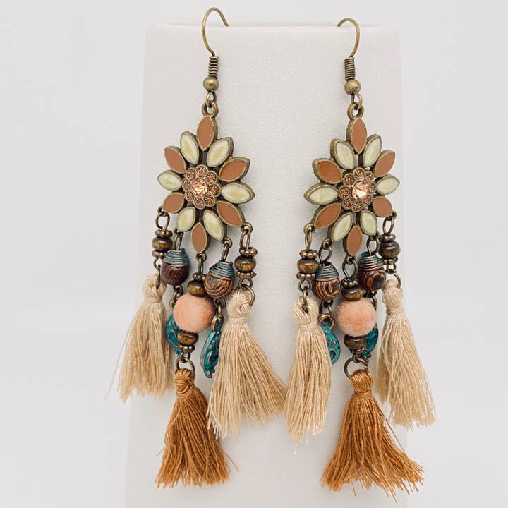 Flower-shaped Bohemian Fashion Tassels Earrings for wholesale by Mio Queena