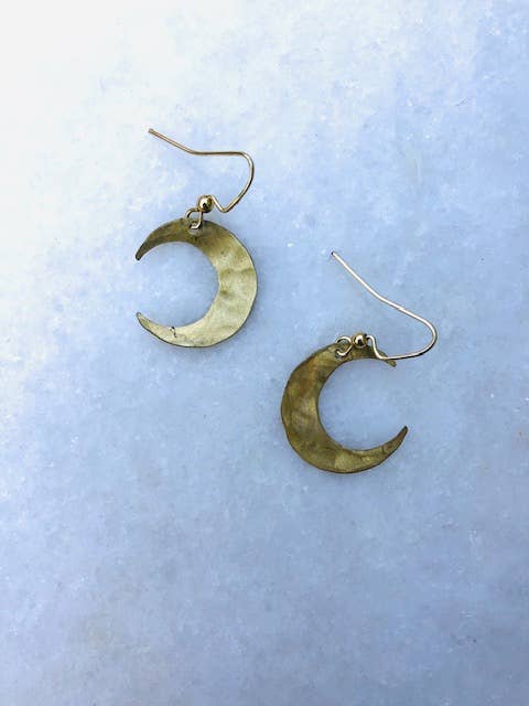 Små halvmåne örhängen - Mässing för wholesale av Weaving Winds