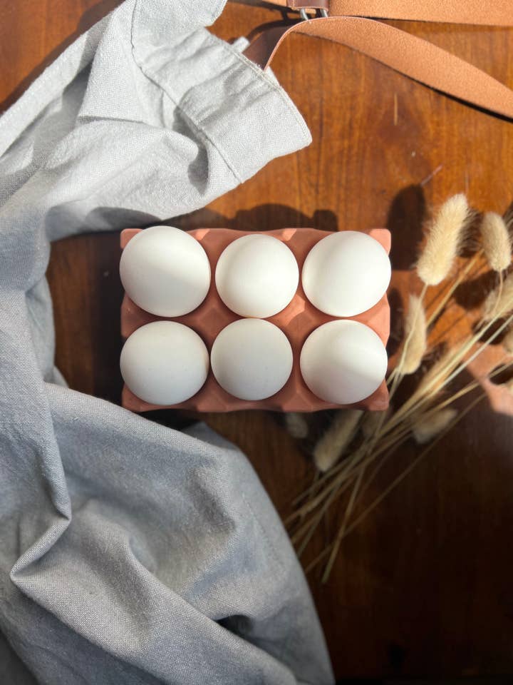 Egg Display for wholesale by Stone & Earth