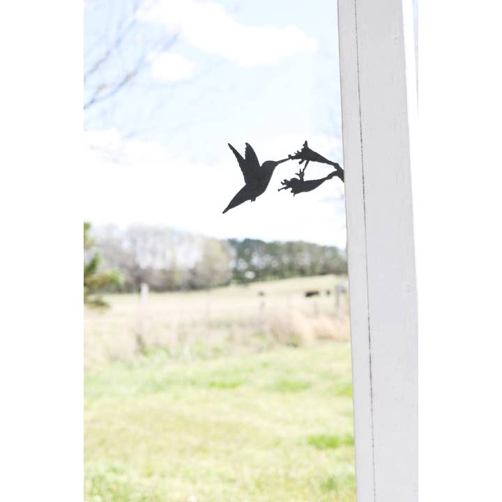 Highland Ridge | Handmade Home Decor - Wholesale Outdoor Ornament/Decor - Hummingbird Garden Statue Metal Bird Art