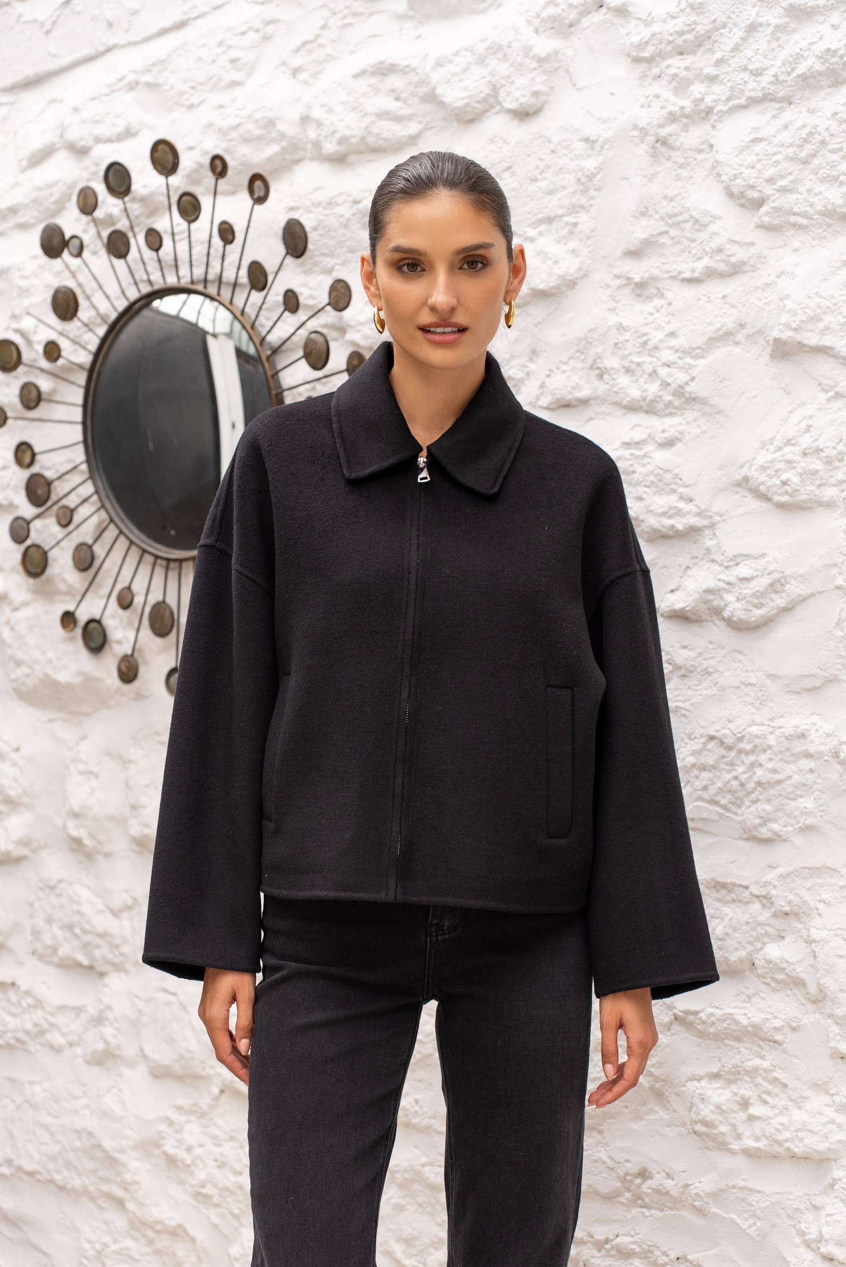 Attentif Paris - Wholesale Coat - Women's - Hand-sewn short coat in blended wool with zip closure16