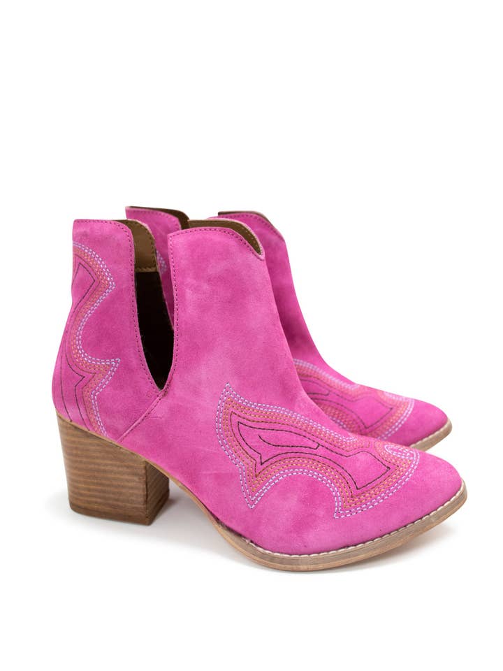Naughty Monkey Open Pack - Wholesale Booties - Women's - Journee Ankle Boots in Magenta1