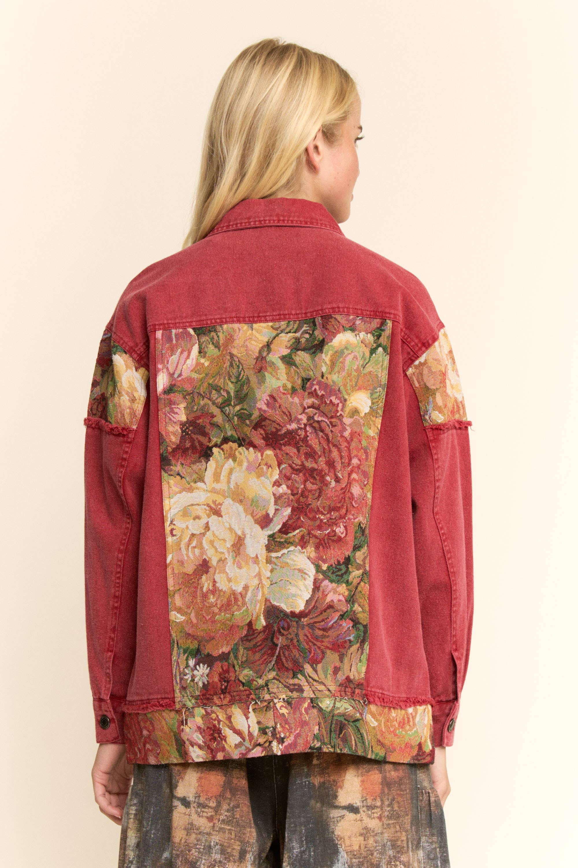 Davi & Dani - Wholesale Jacket - Women's - STONE WASHED DENIM JACQUARD PANEL MIDI JACKET2