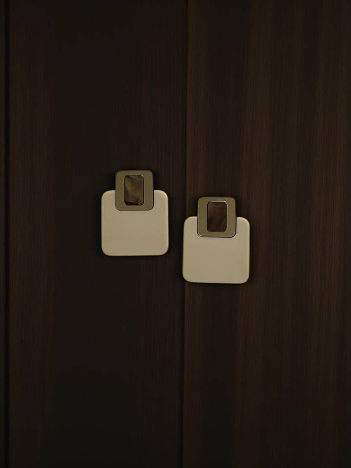 Nova pour la vente par Ketoora