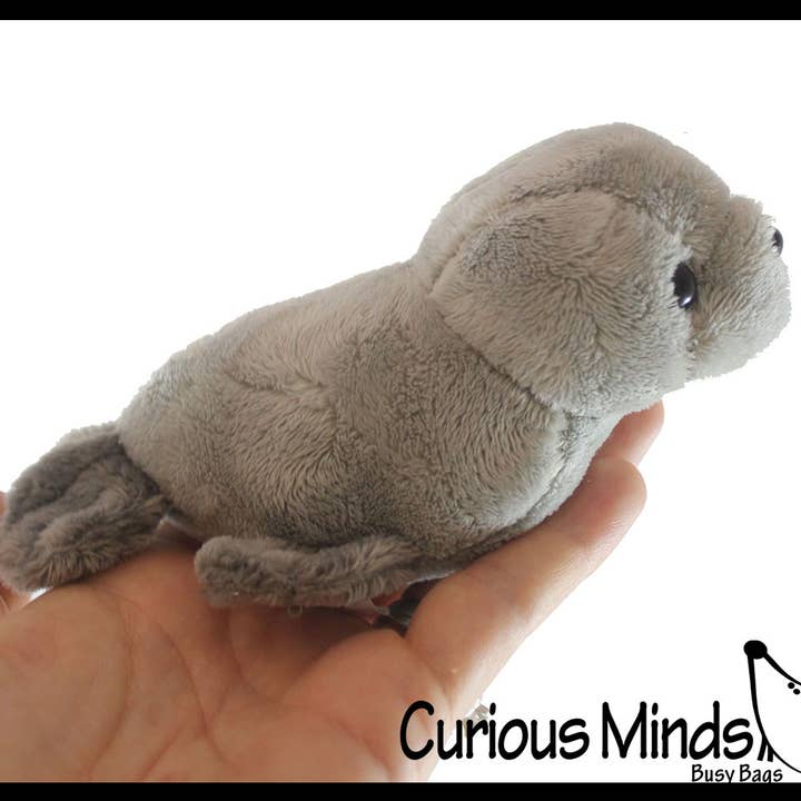 Søde grå havnesæleudstoppede dyr - yndig for engroshandel hos Curious Minds Toys