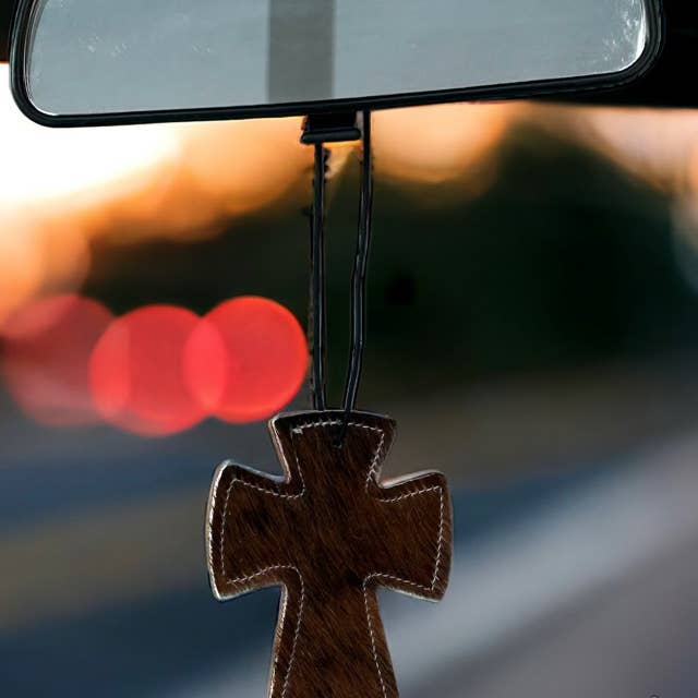 reSCENTit ~ Red Dirt Leather - Wholesale Car Freshener - Unisex - 2P-HAIR ON HIDE reSCENTable CHARMS 6