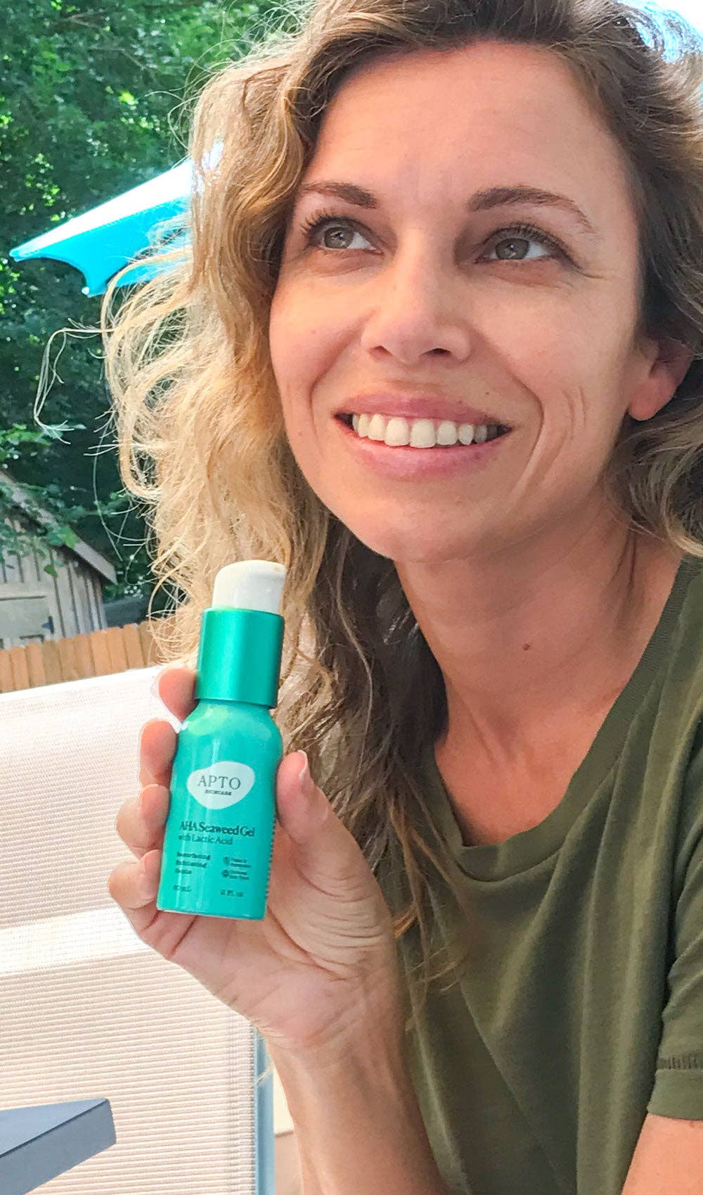 Apto Skincare - Wholesale Facial Exfoliant/Scrub - AHA Seaweed Gel with Lactic Acid, Resurfacing Exfoliation4