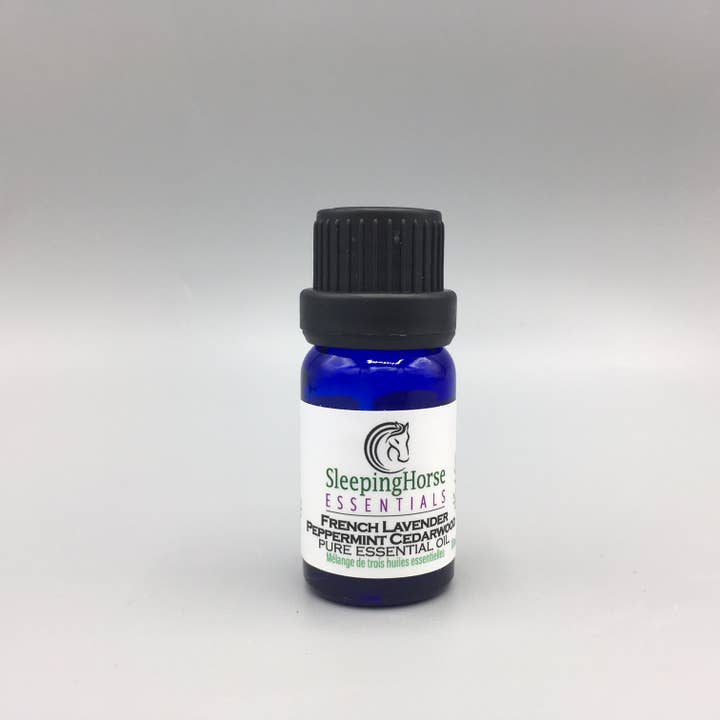 Huile essentielle pure · Lavande anglaise, patchouli et camomille pour la vente par Sleeping Horse Essentials