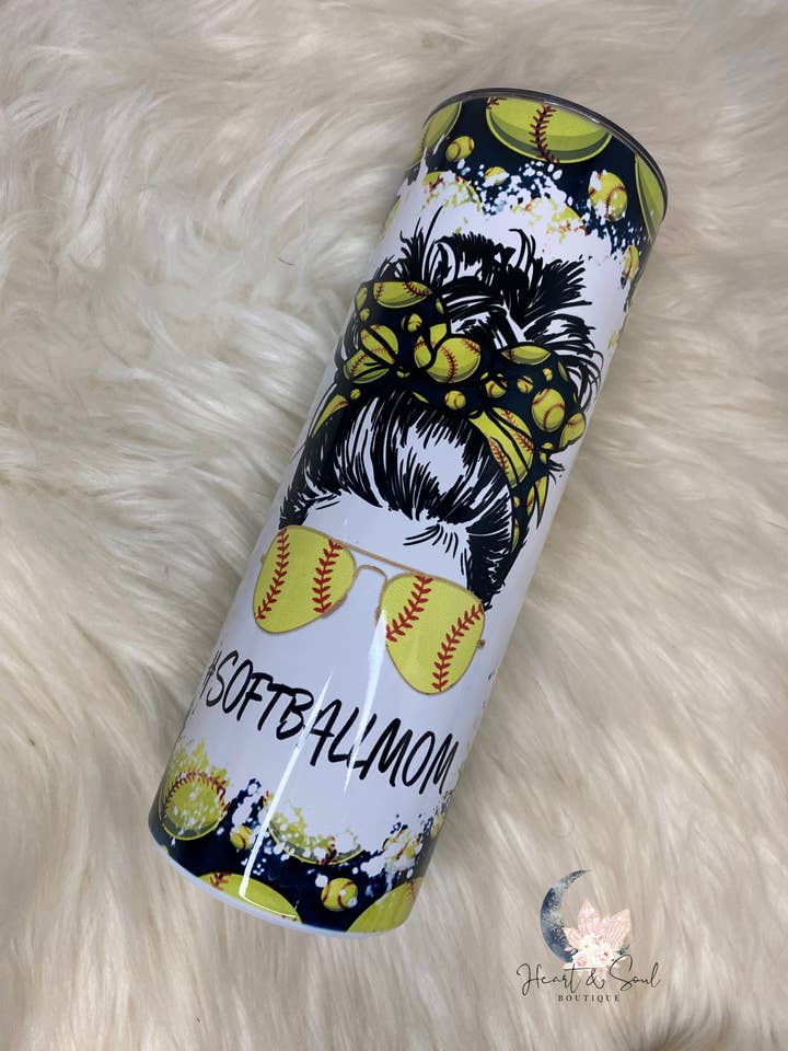Gobelet maman softball pour la vente par Heart & Soul Boutique