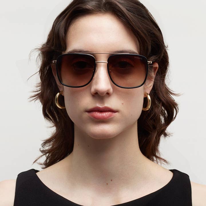 MACHETE - Wholesale Sunglasses - Women's - Amelia Sunglasses in Royal Peony