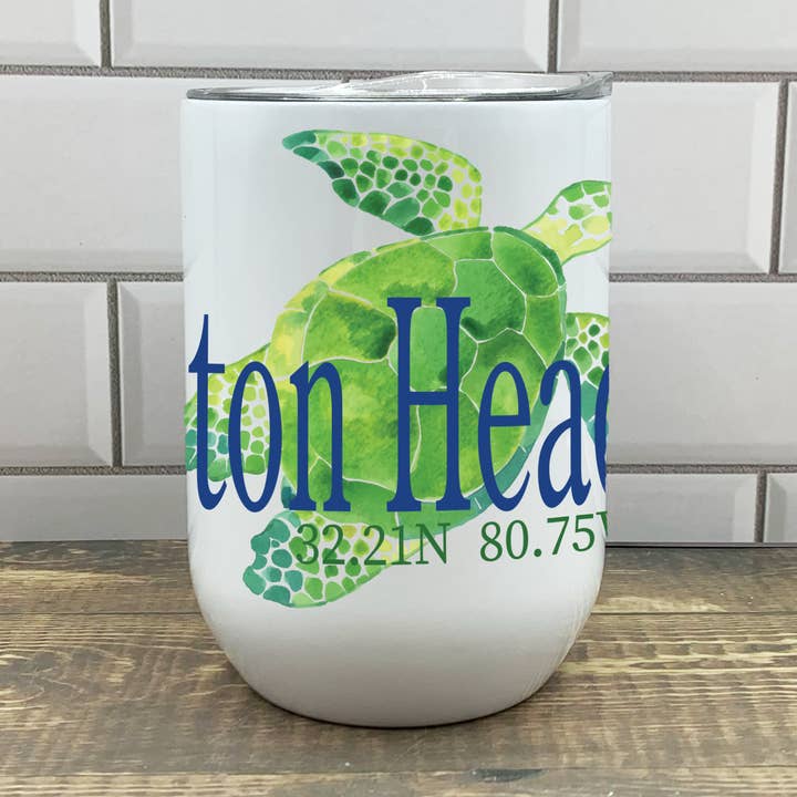 Tumbler de vinho de tartaruga verde - Personalize-o com a “sua cidade” por atacado de Blue Poppy Designs