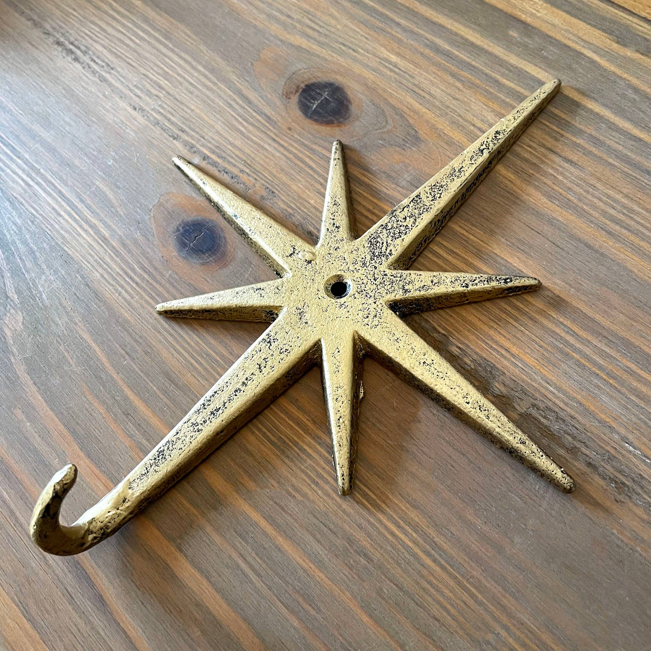Zeckos - Wholesale Wall Hook - Antique Gold Cast Iron Atomic Starburst Wall Hooks Set of 32