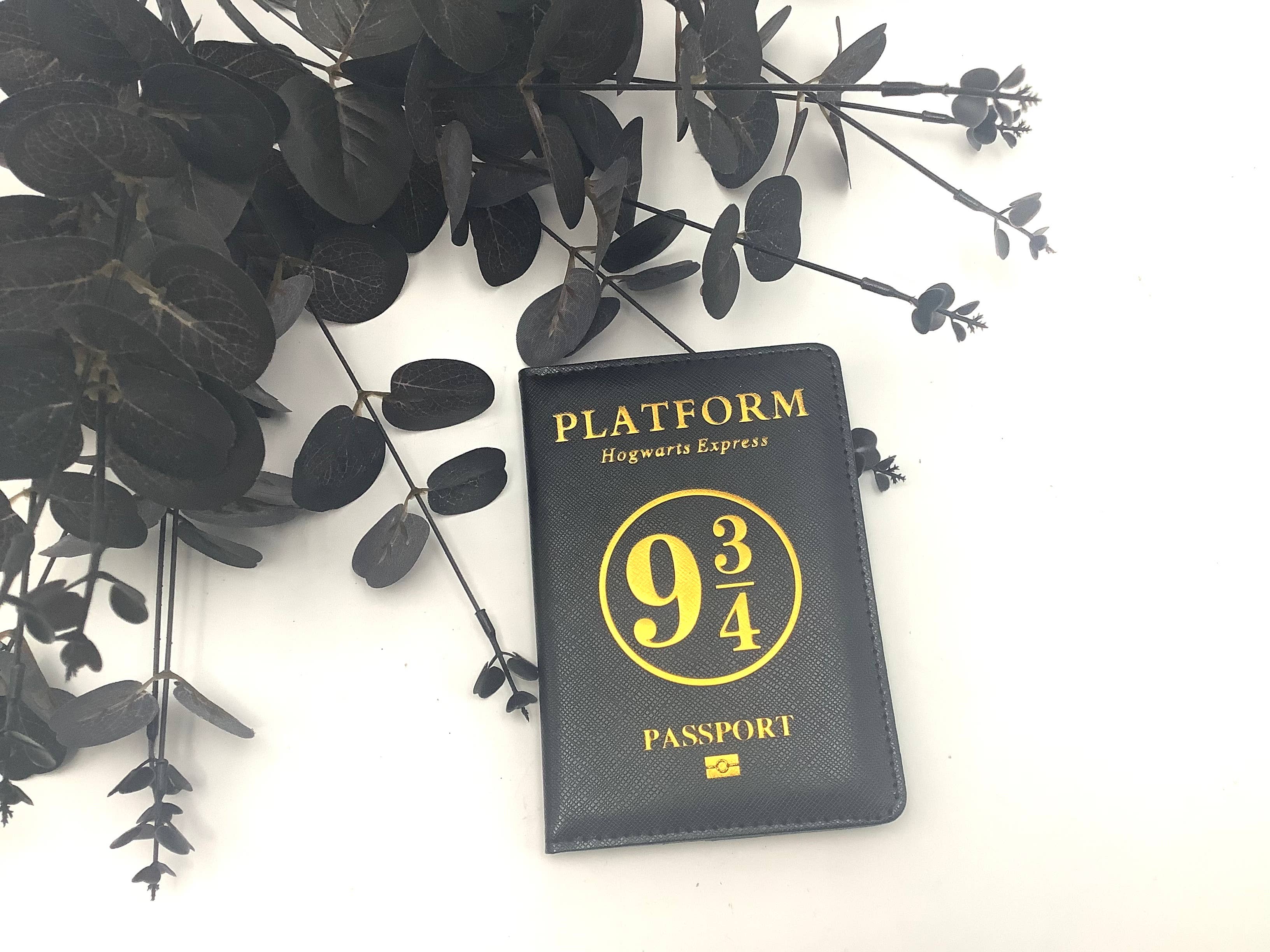 All Little Cute Things - Vendita all'ingrosso Custodia per passaporto - Donna - Custodia protettiva Platform 9 3/4 per passaporto Hogwarts Express