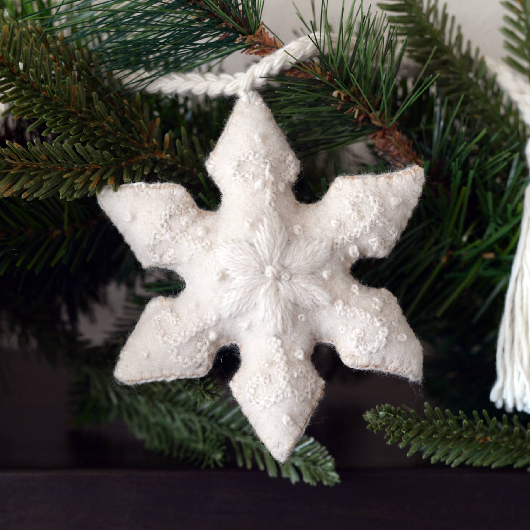 Melange Collection - Wholesale Bunting/Garland - Snowflake Garland4