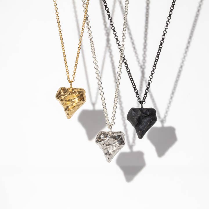 Flooid Rock hanger voor wholesale door Nadia Minkoff London