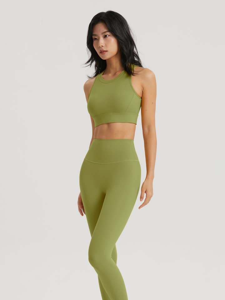 91thelabel – wholesale Activewear set – Women′s – Merida Lycra® Open Back Sports Bra & Legging Workout Set 0