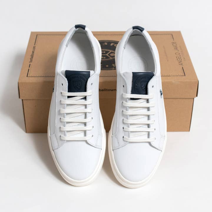 Football Town - Wholesale Lifestyle Sneakers - Men's - Sneaker The Cockerel (White)1