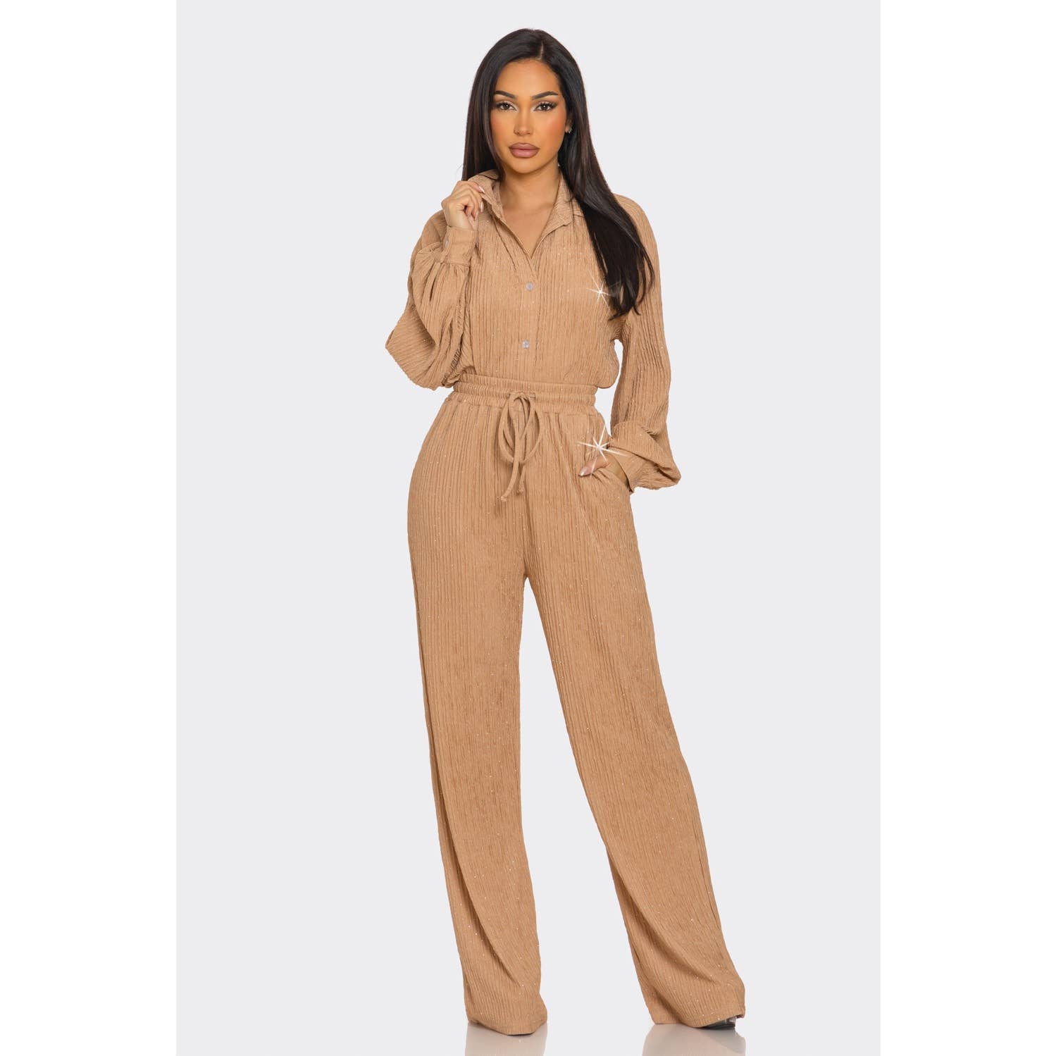 Style Up – Conjunto de top e calça (roupa NÃO Casual) - Mulher por atacado – Conjunto de Camisa e Calças com Botões de Strass Enrugados4