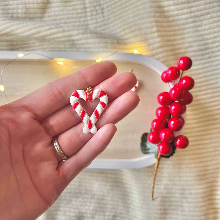 SeizeTheClayJewelry - Venta al por mayor Pendientes colgantes - Pendientes en forma de corazón de bastón de caramelo, pendientes en forma de corazón9