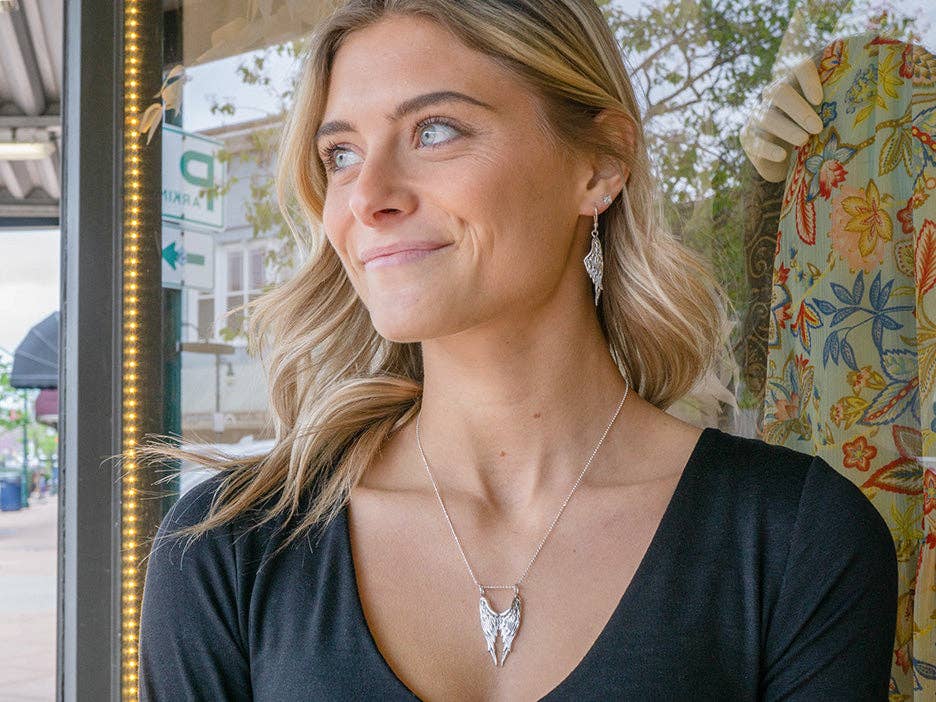 Silver Double Angel Wings Pendant for wholesale on Faire3