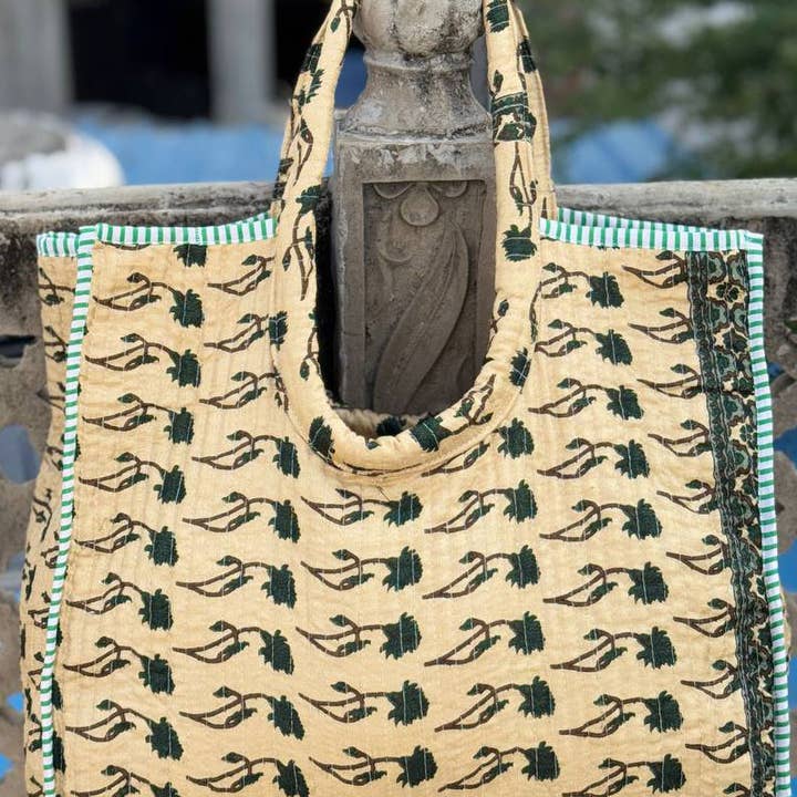 GYPSY STUDIO - Wholesale Shoulder Bag - Women's - Modern Ethnic Fabric Tote for Woman's Silk Quilt Tote Bag