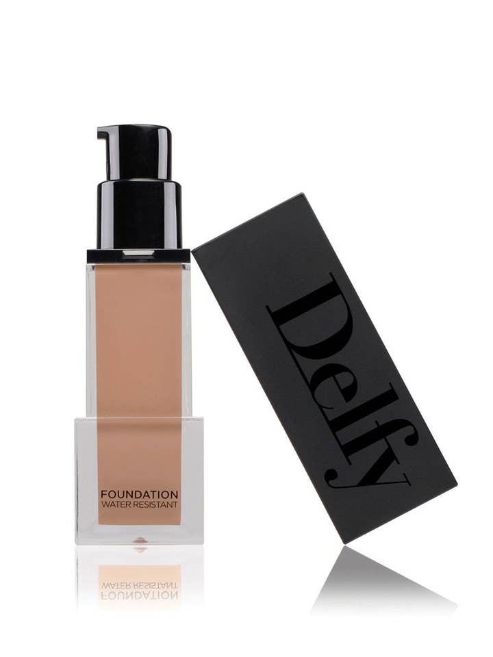 Delfy Foundation Sand 10 for wholesale by DELFY FDR GROUP SOCIEDAD LIMITADA. (Delfy fdr group sl)