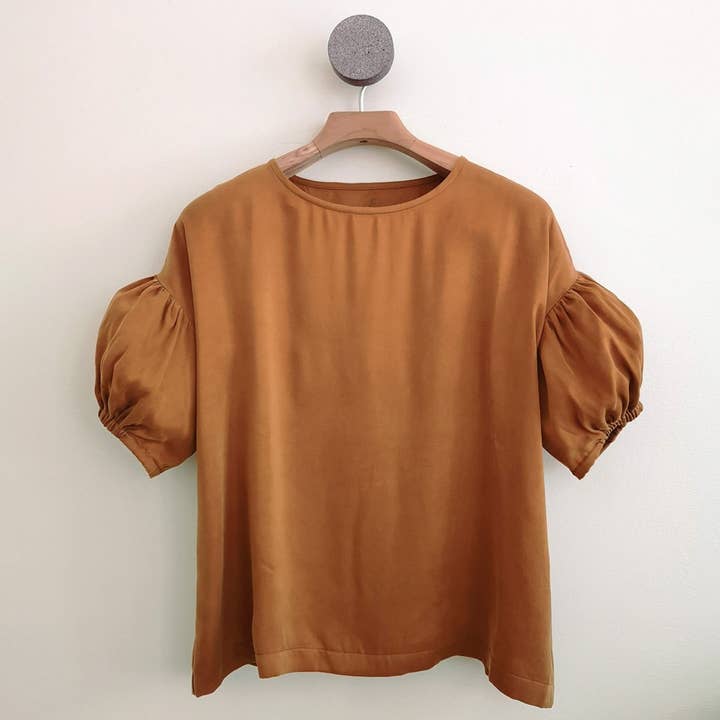 Blouse à manches bouffantes Aurora pour la vente par Fitzgrey
