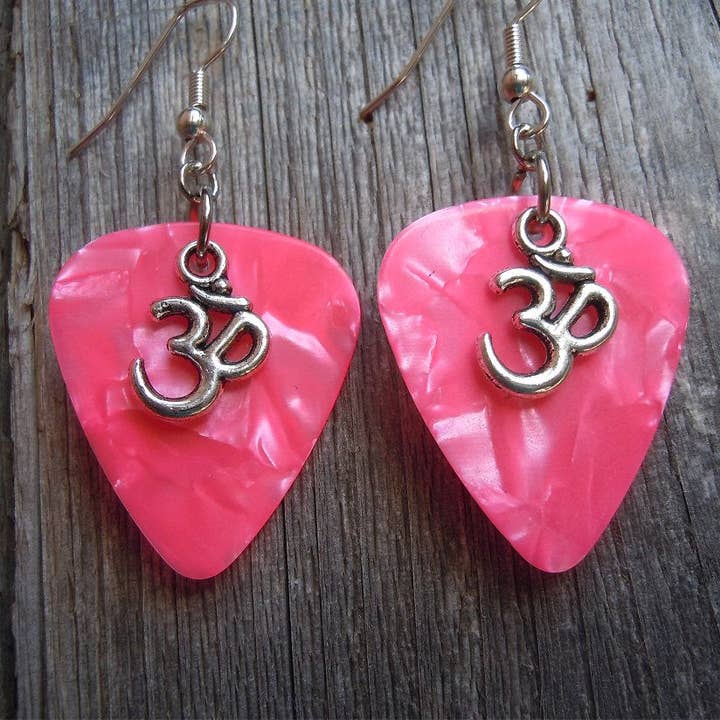 Simply Raevyn - Wholesale Dangle Earrings - Ohm Charm Guitar Pick Earrings