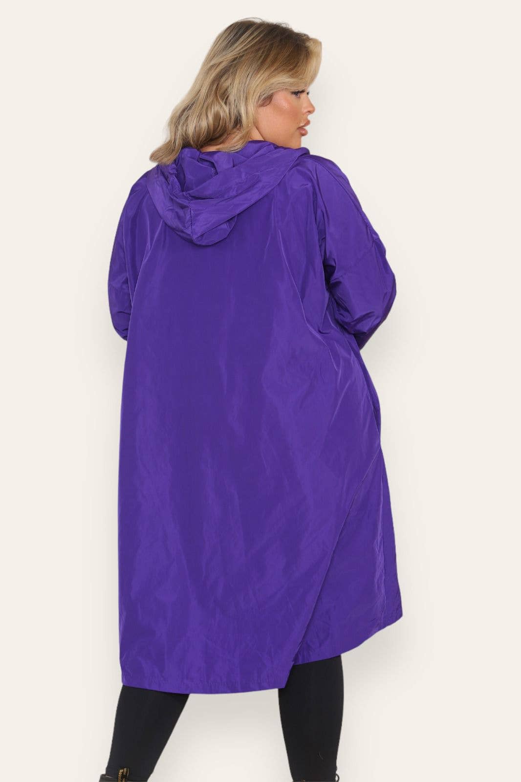 Miss Bold - Wholesale Raincoat - Women's - Oversized Hooded Rain Mac59