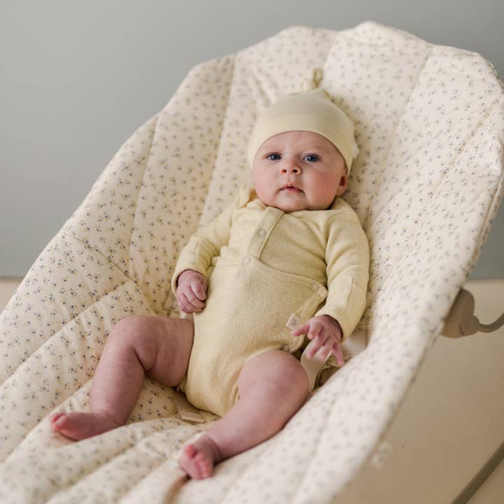 Bonnet noué | Buttercream pour la vente par August River Co.