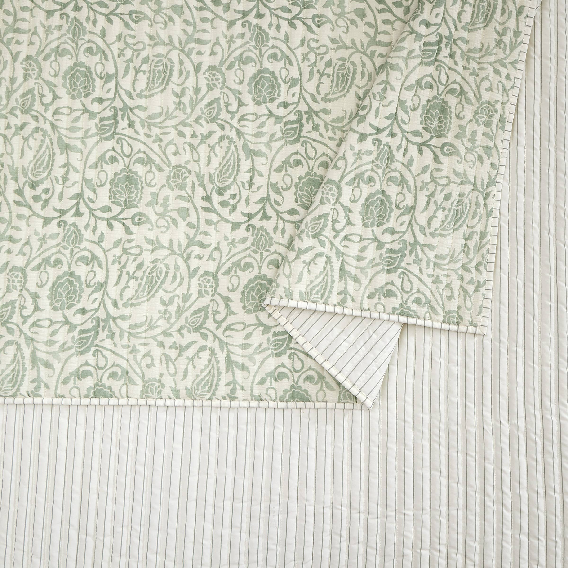 Peking Handicraft - Vente Parure de lit - Ensemble de courtepointe Eden Paisley - Vert - Modern Heirloom4