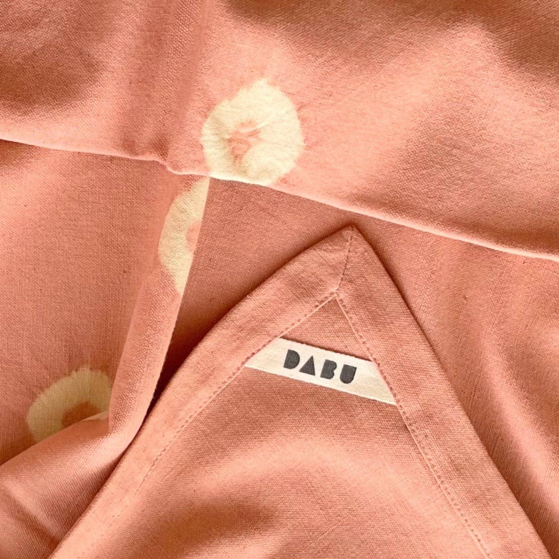 DABU – Engroshandel Svøb - Baby – Snapdragon | Bandhani | Babytæppe | Naturligt farvet1