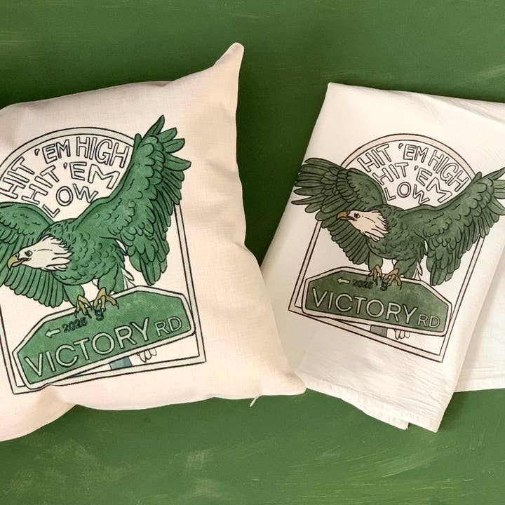 Meadowbrook Lane - Wholesale Throw Pillow Cover - Philly Hit em High Eagle Pillow Case4