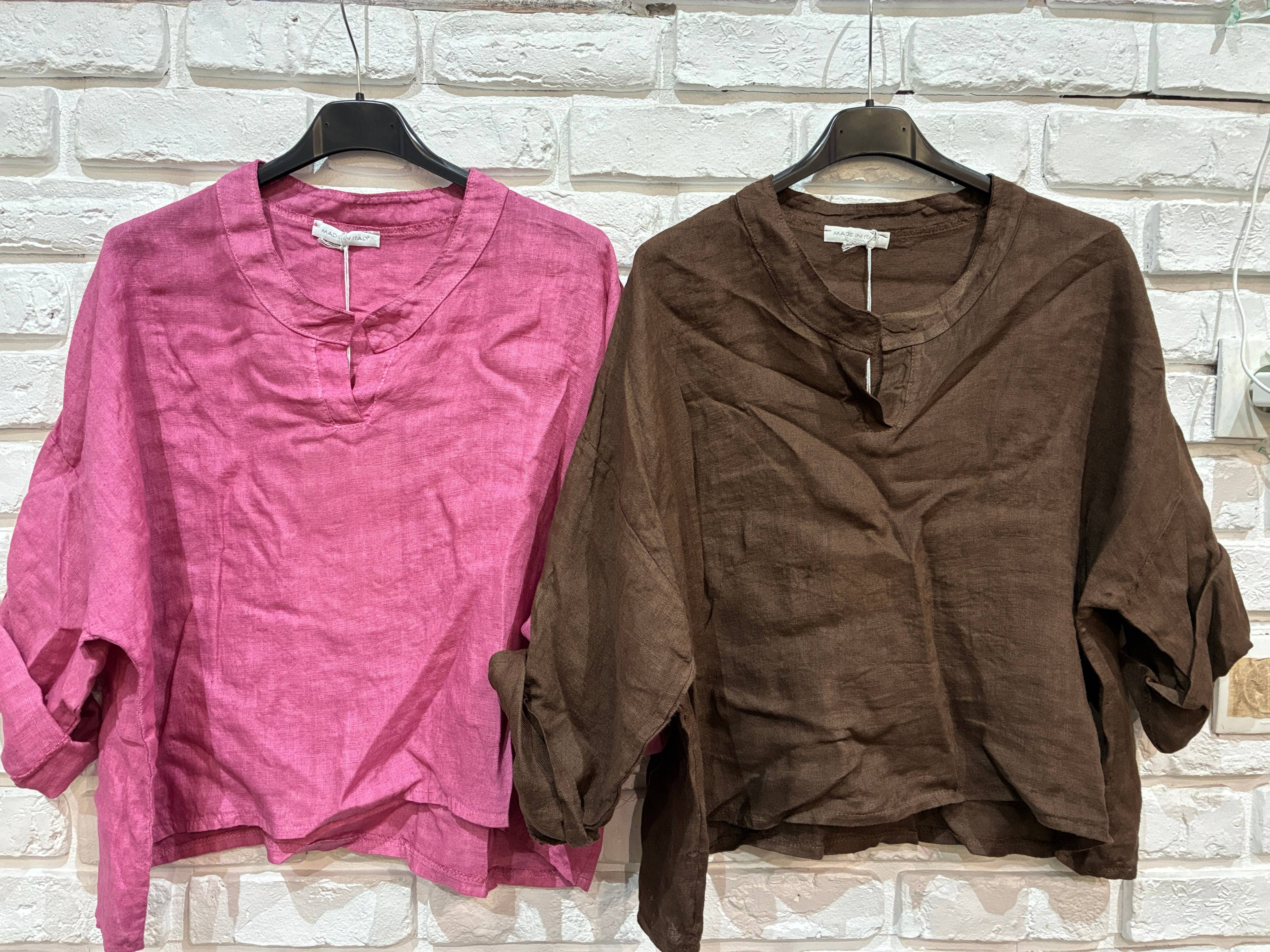 la maison des fibres naturelles - Wholesale Blouse - Dames - Linnen top met v-hals 23100, 100% linnen2