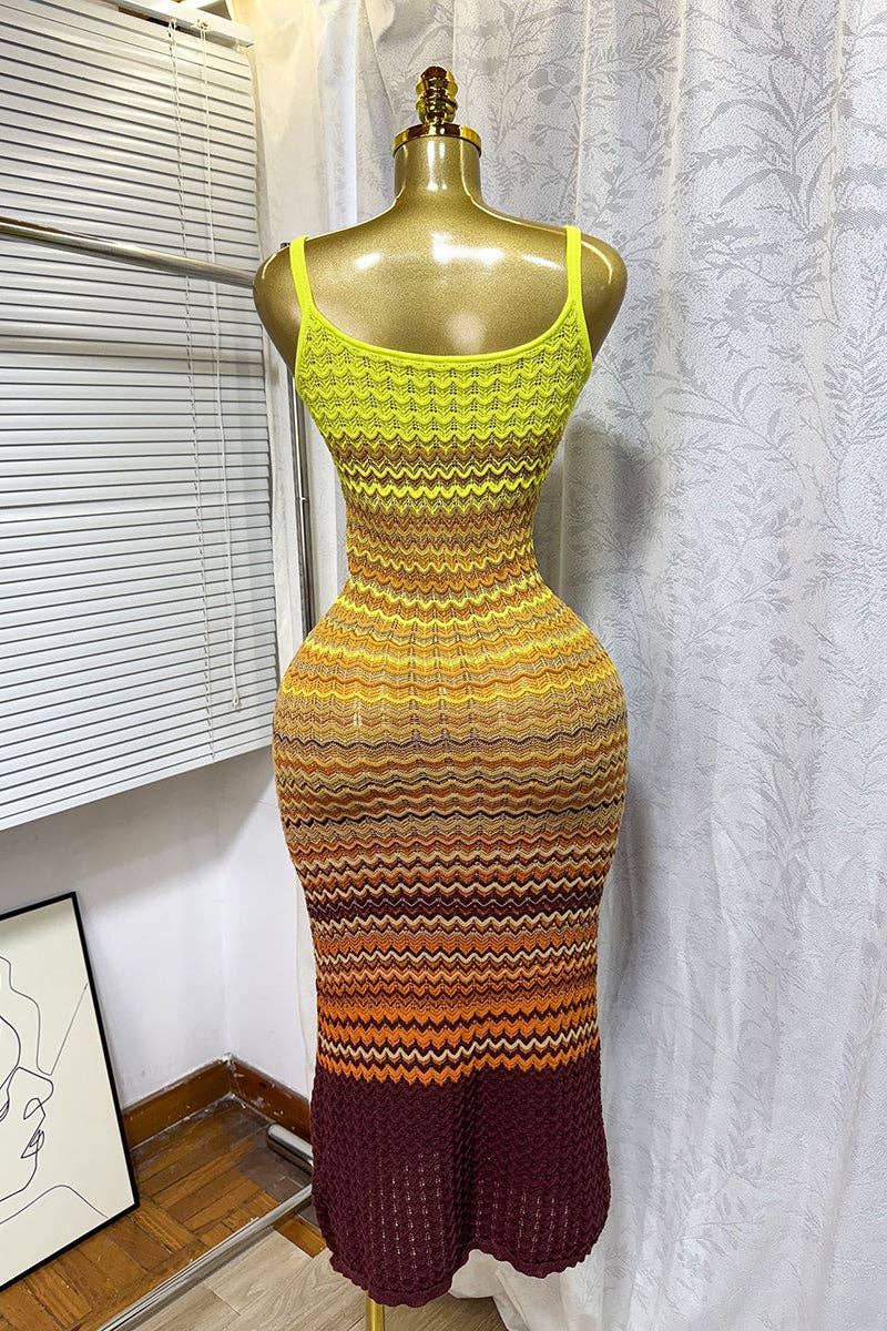 Mccolin - Venta al por mayor Vestido - Mujer - Vestido Maxi de Punto en Zigzag para Vacaciones1