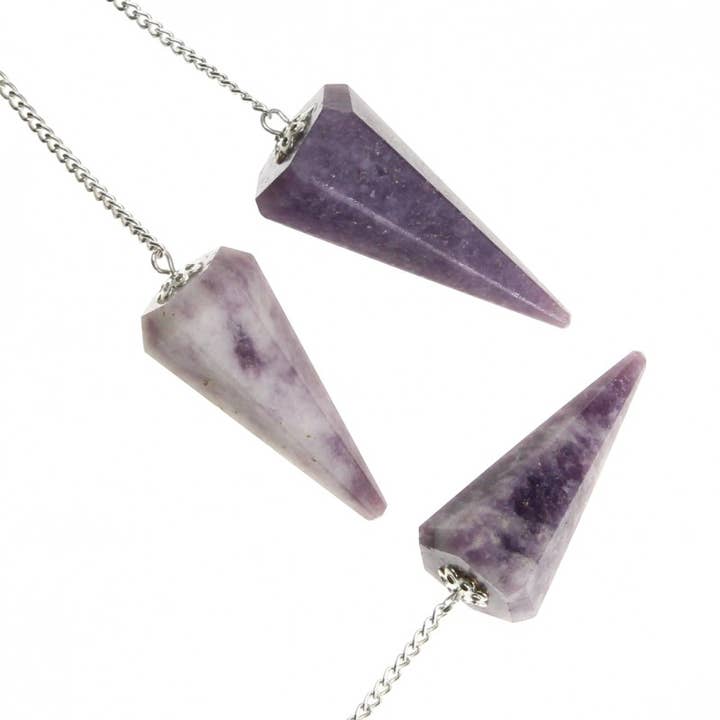 Pendule en lépidolite, 6 facettes pour la vente par UniArt