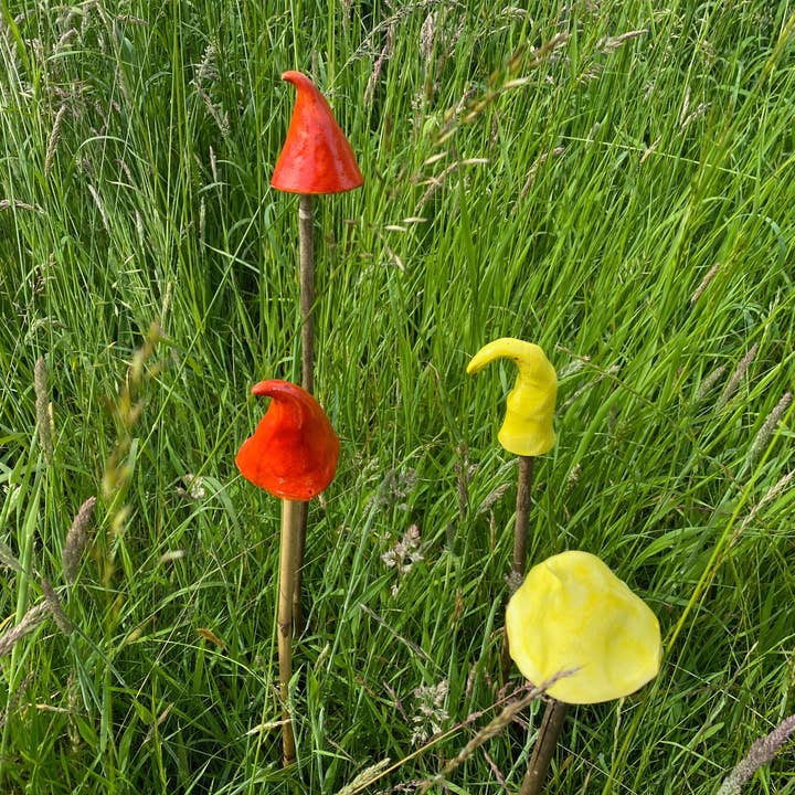 Toppers in ceramica per canna da funghi per la vendita all'ingrosso da parte di Peter Bowen Art