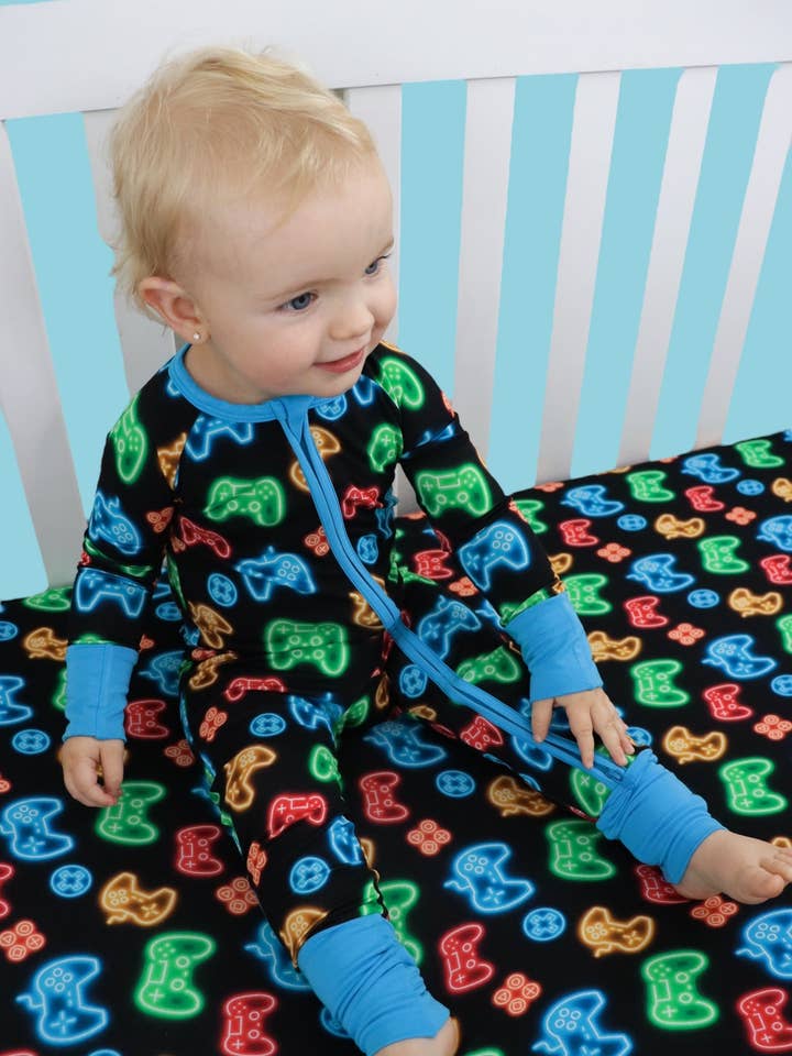 GAMER GLOW DRØMME LAGEN for engroshandel hos Dream Big Little Co.