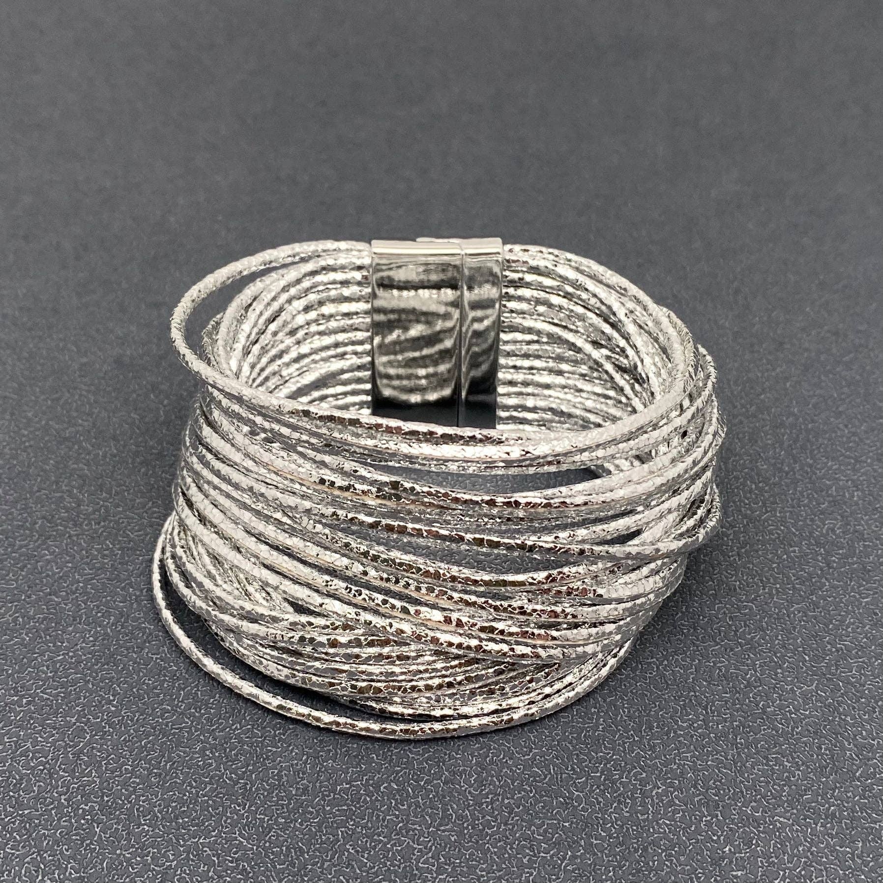 Mio Queena - Wholesale Bangle Bracelet - LB - Multi-Layer Leather Fashion Bracelet | Magnetic Buckle0