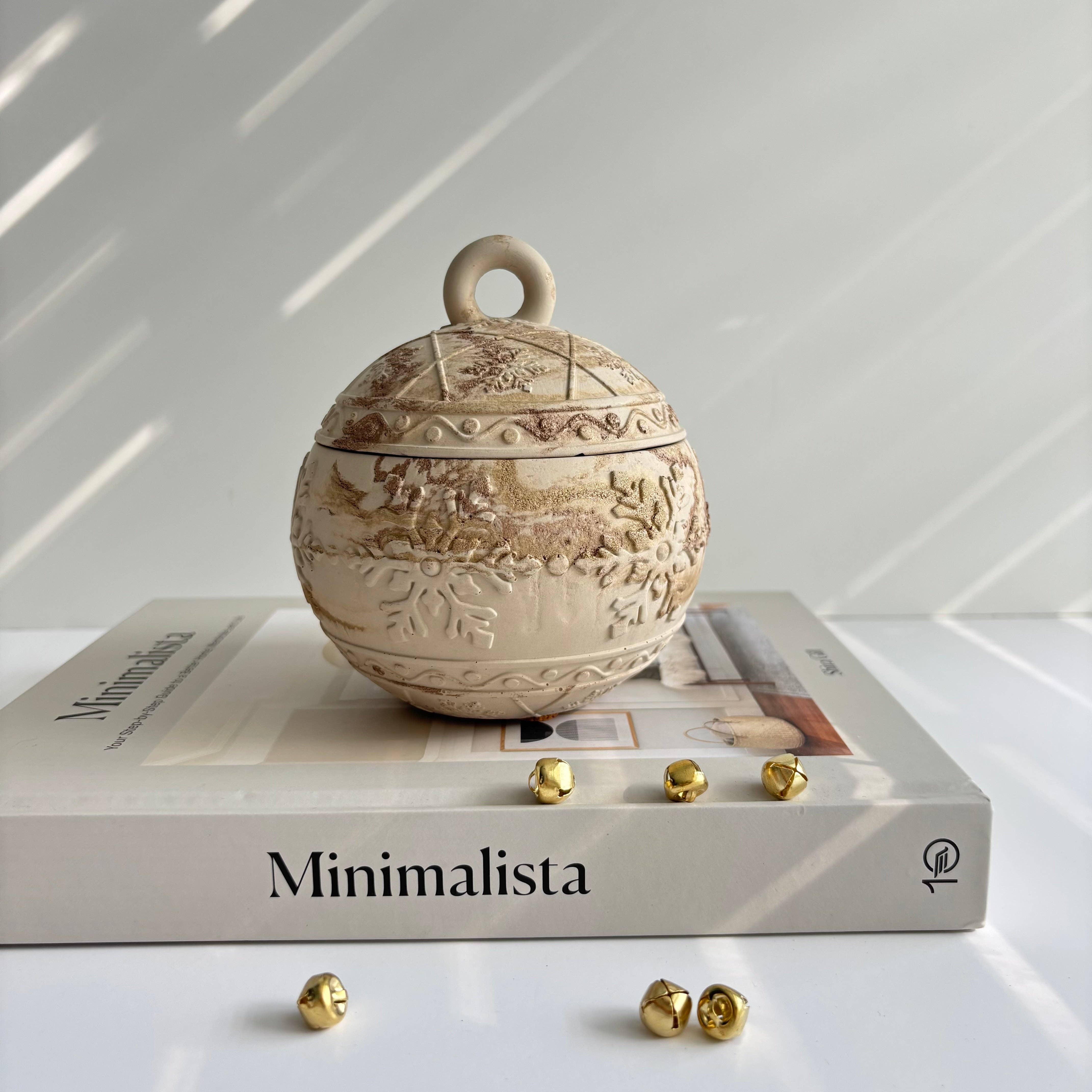 Fancy Concrete - Wholesale Jar/Filled Candle - Snowflake Bauble Candle | Coconut-Soy Wax Christmas Decor7