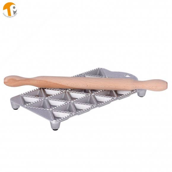 Tagliapasta - Wholesale Kitchen Tool/Gadget - Ravioli Mold for Making 24 triangular Ravioli with 50 mm
