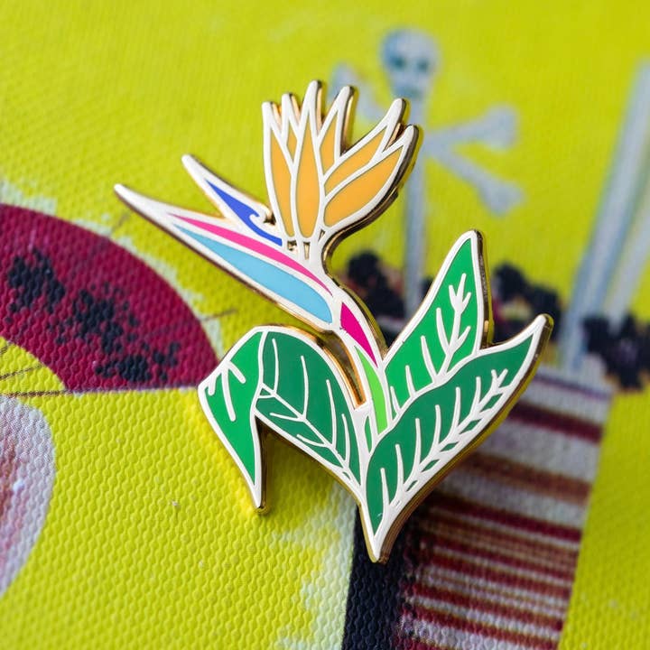 Mover & Shaker – wholesale Lapel pin/button – Birds of Paradise1