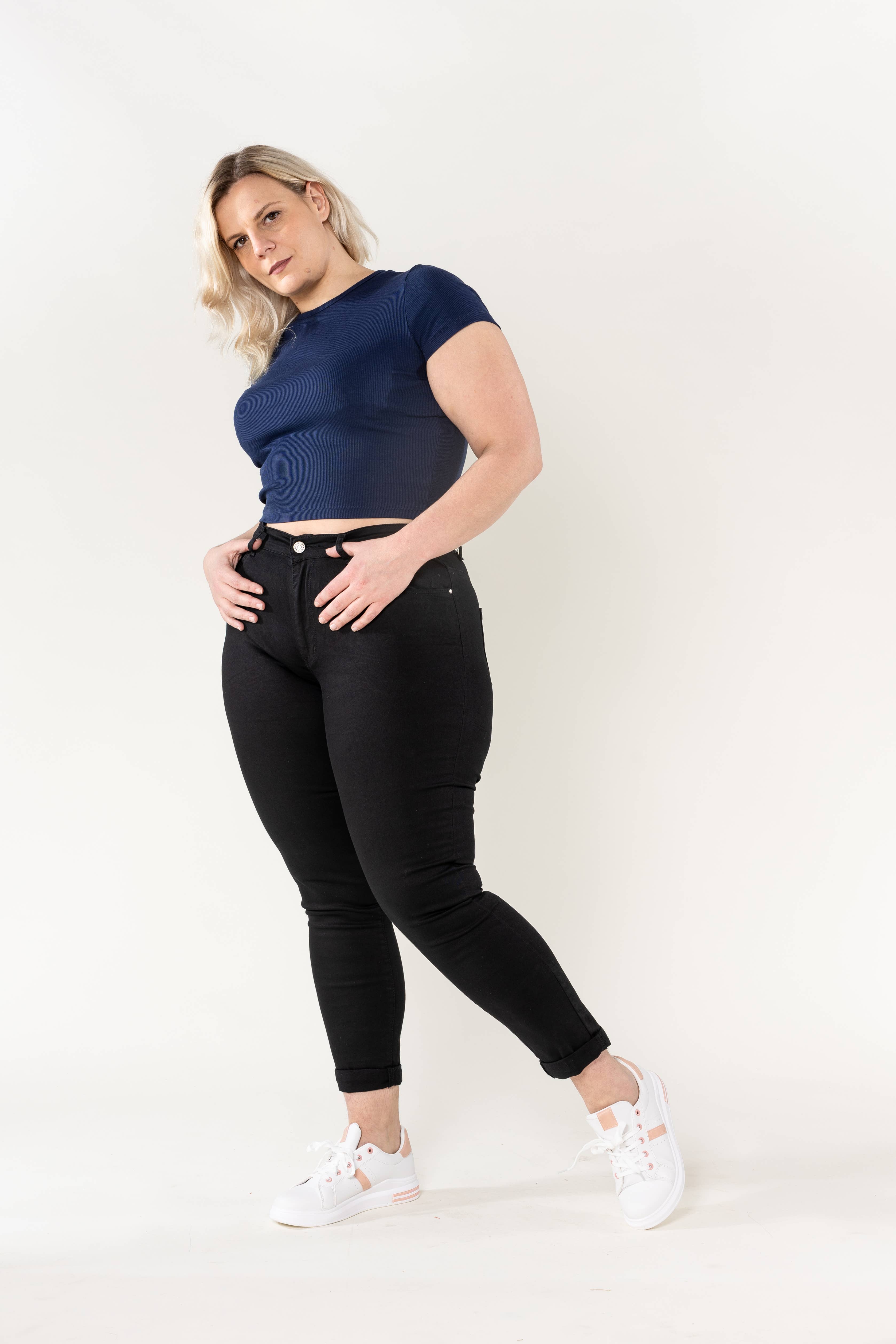 Nina Carter – Calças - Mulher por atacado – Tamanho Plus Curve Plus Tamanho Voltar ao Pescoço P1992