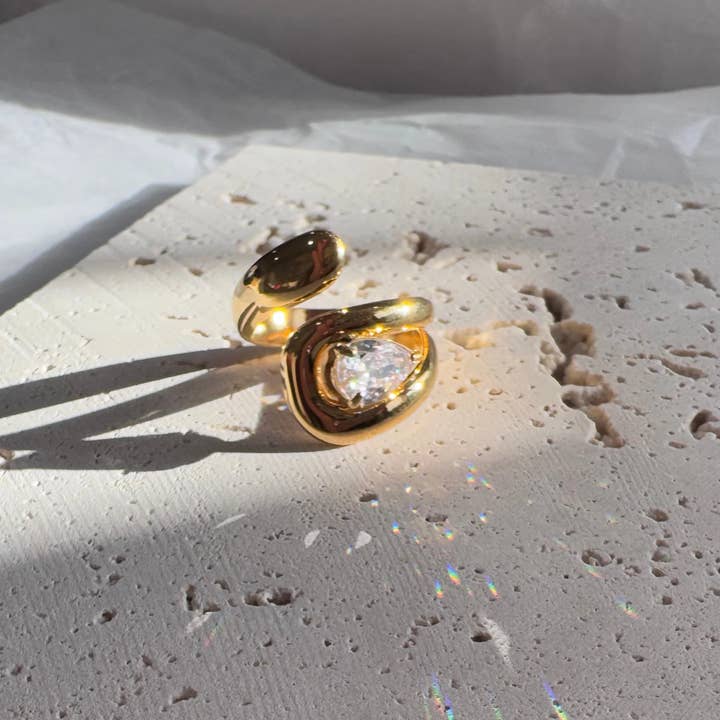 Everly Yours - Wholesale Cocktail/Statement Ring - Anaya Chunky Oval Diamond Ring